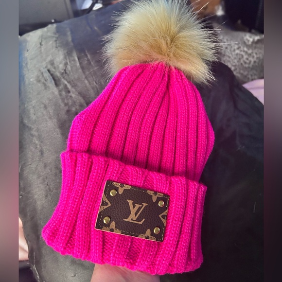 Upcyled Louis Patch Pom Pom Beanie - Picture 4 of 8